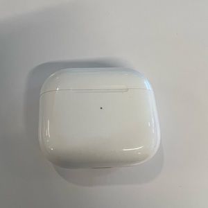 AirPods (3rd generation) with Lightning Charging Case